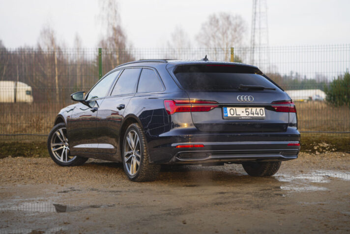 AUDI A6 AVANT