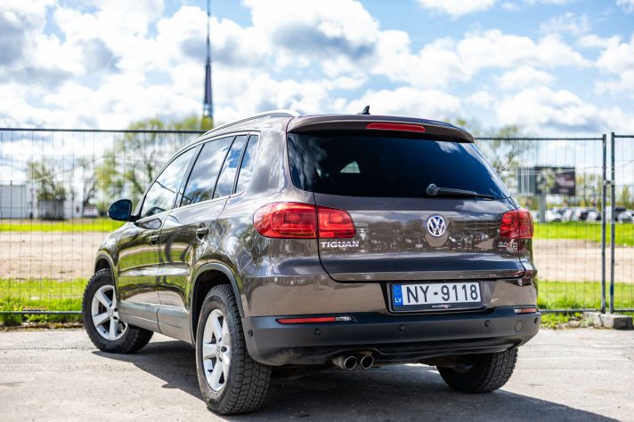 VW TIGUAN