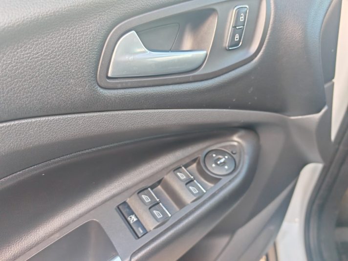 Ford Kuga 2.0 TDCi AWD, 163hp, 2014g.