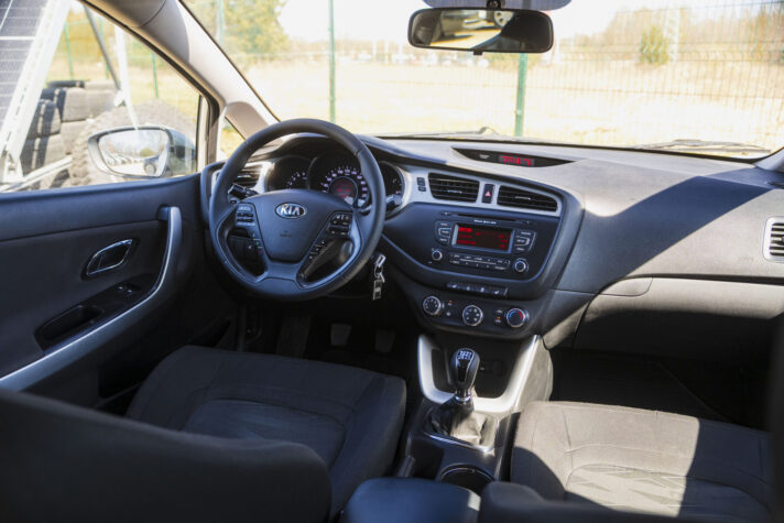 KIA CEE D