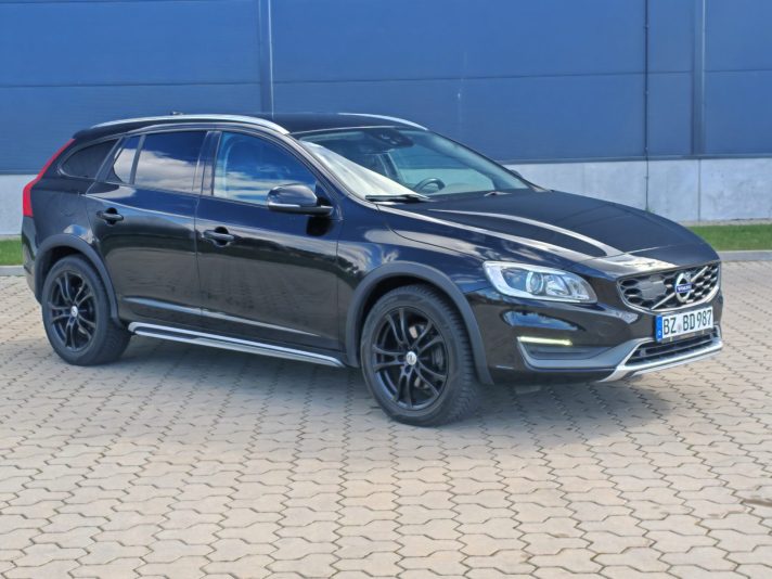 Volvo V60 Cross Country Summum