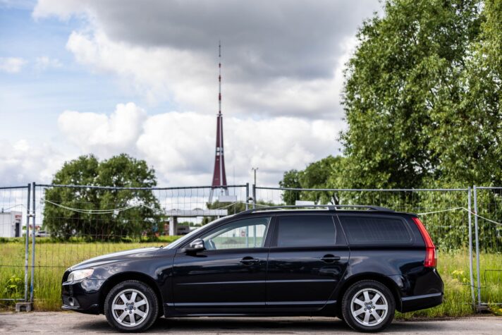 VOLVO V70