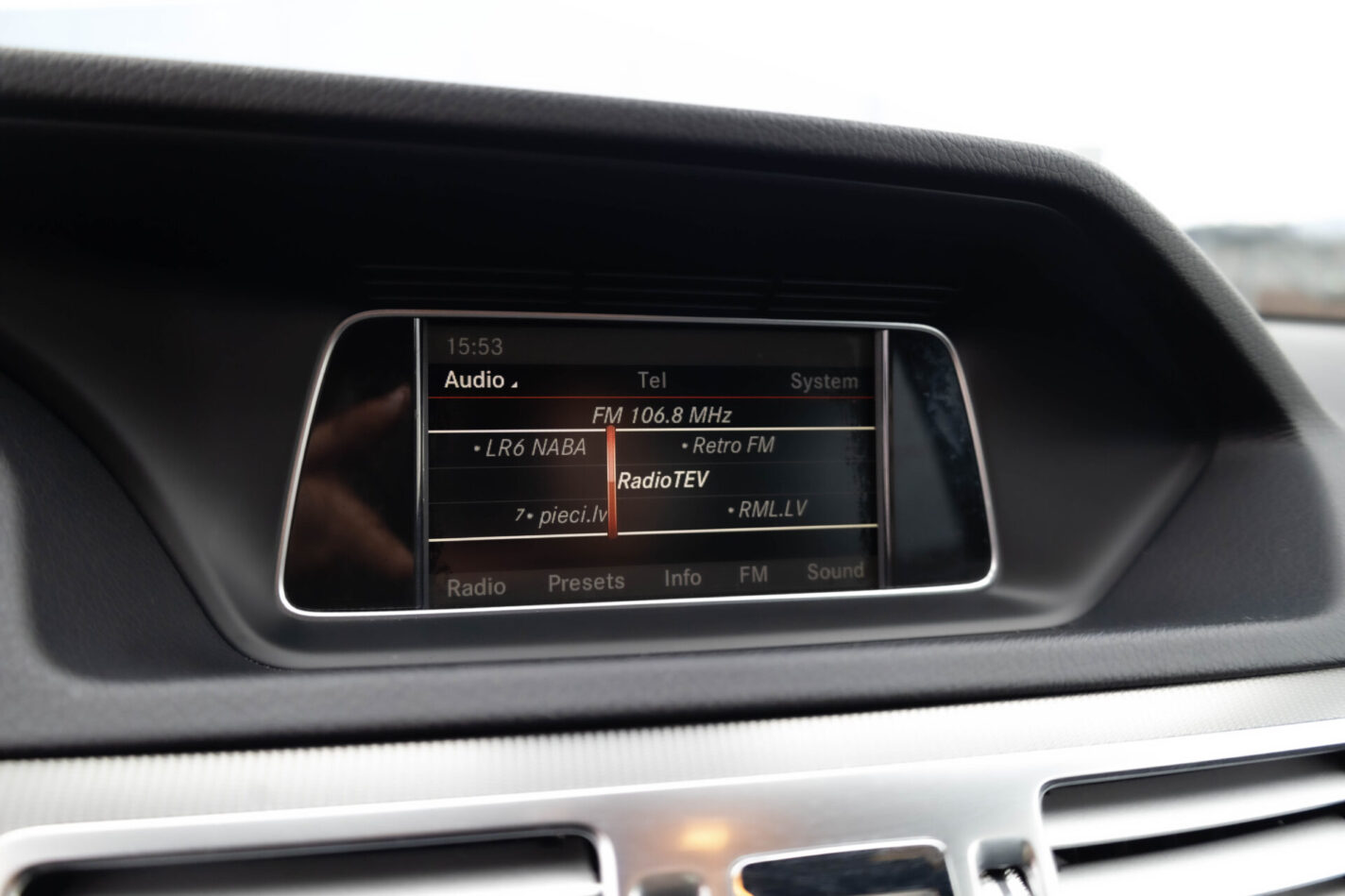 MERCEDES BENZ E200 CDI