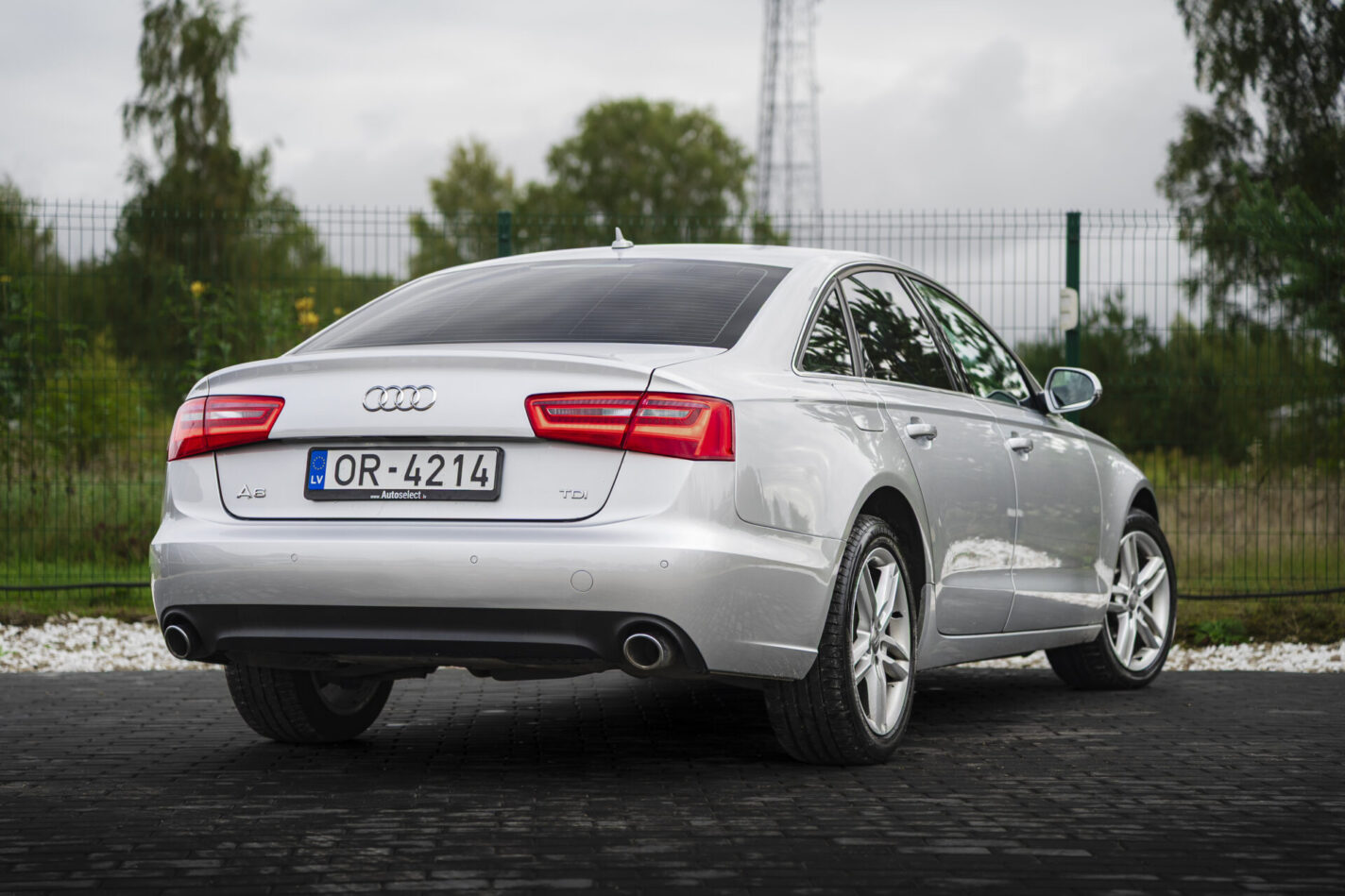 AUDI A6