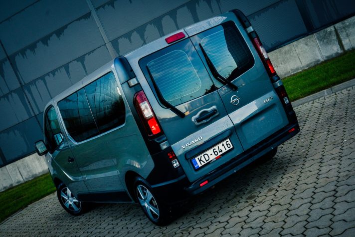 OPEL VIVARO-B