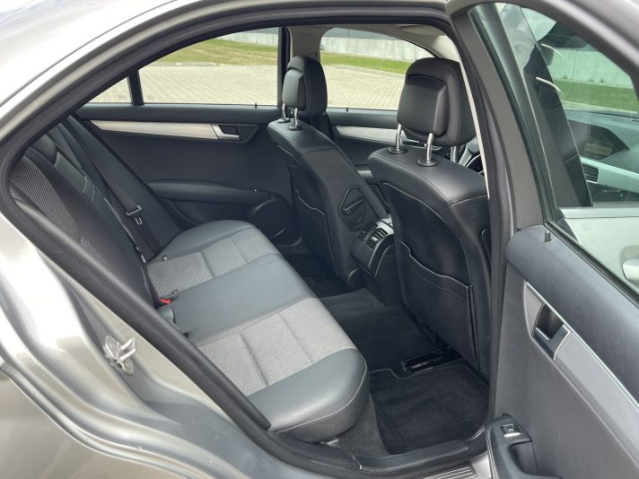 Mercedes Bens c220 Dizelis 125 kw