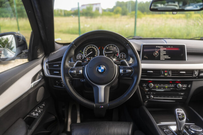 BMW X6 M50D