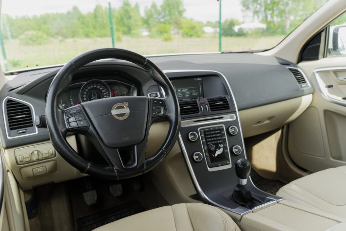 VOLVO XC60