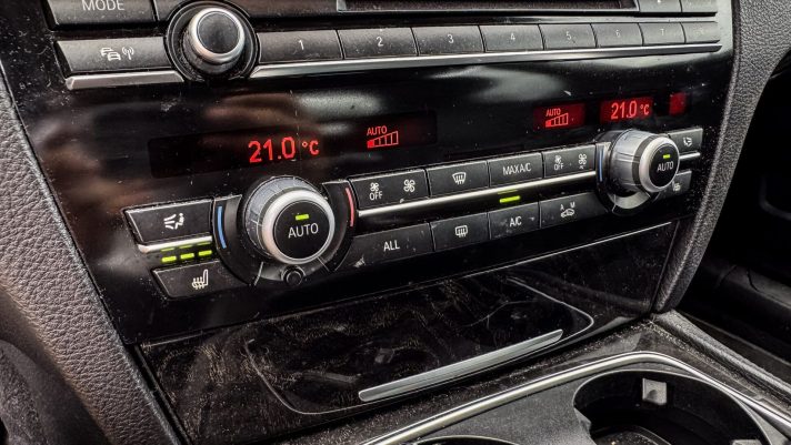 BMW 730