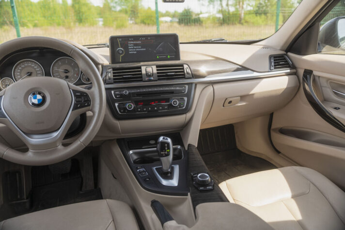 BMW 318
