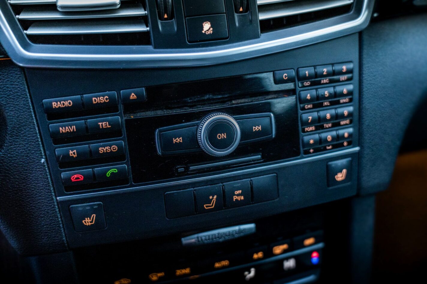MERCEDES BENZ E350
