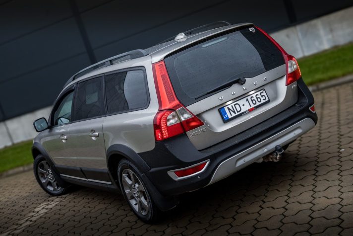 VOLVO XC70