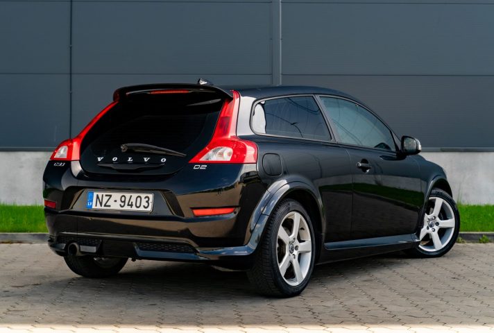VOLVO C30