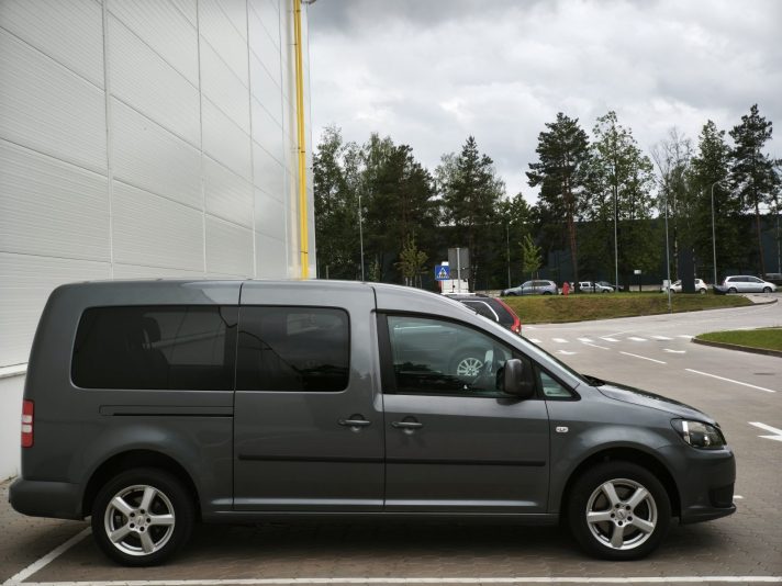 VW Caddy 7 Vietas Gara bāzē Minivans Dīzelis