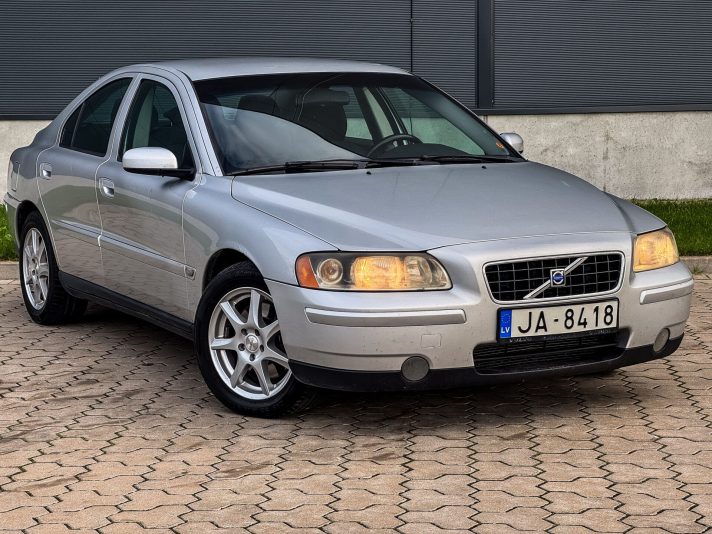 VOLVO S60