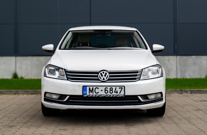 VW PASSAT