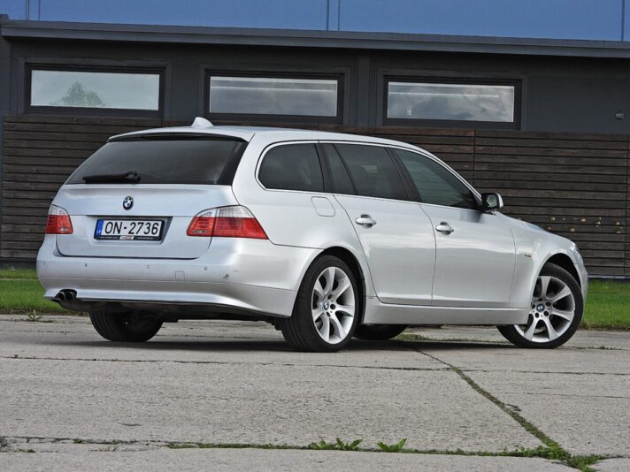 BMW 525