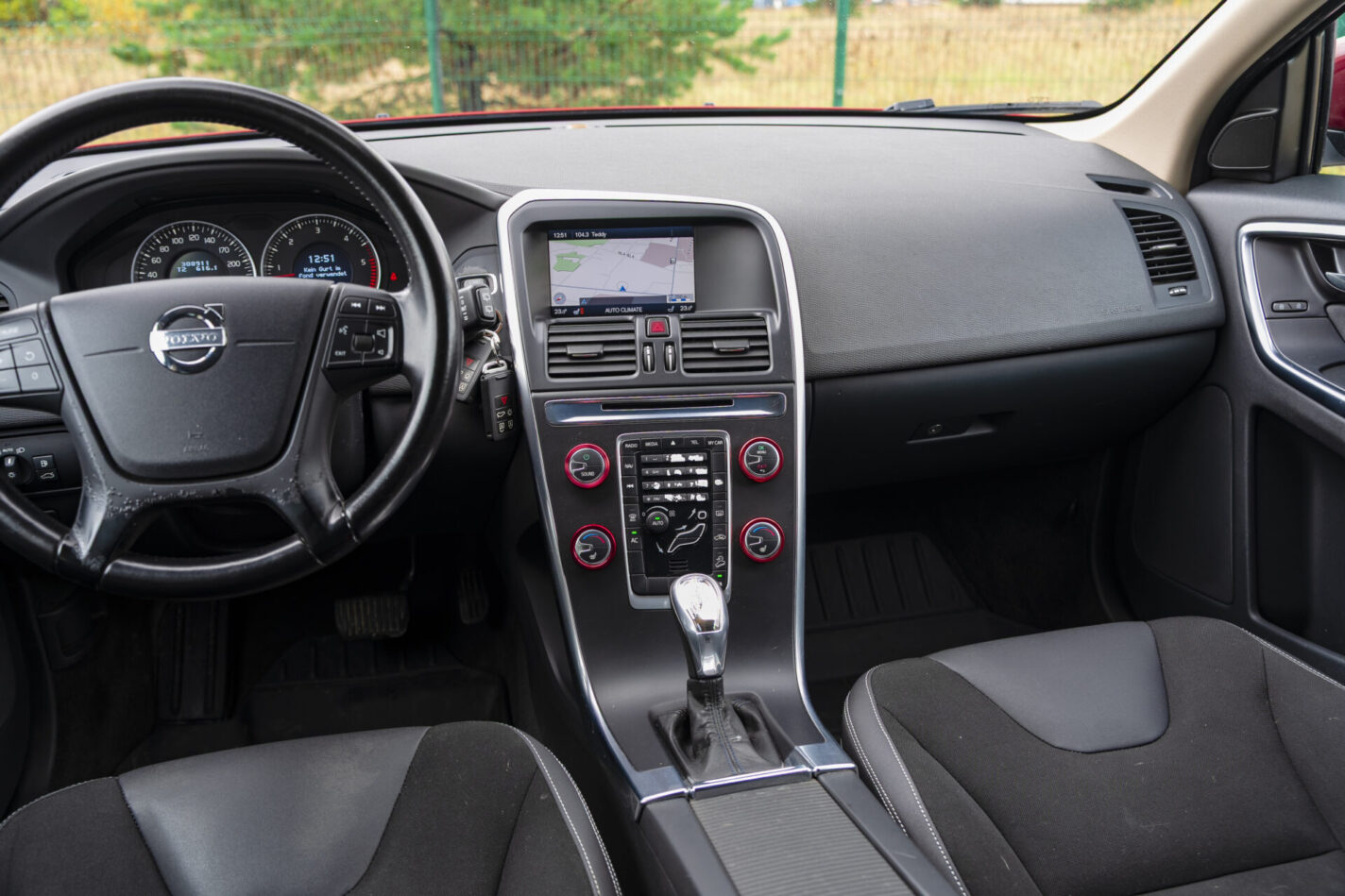 VOLVO XC 60