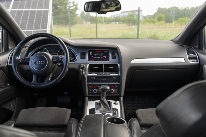 AUDI Q7 S-LINE FACE-LIFT