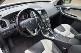 Volvo XC 60 Summum Xenium 2.4 D5 (158Kw-215Z/s) Dīzelis Awd (4×4) Pilnpiedziņa ar automātisko ātrumkārbu.