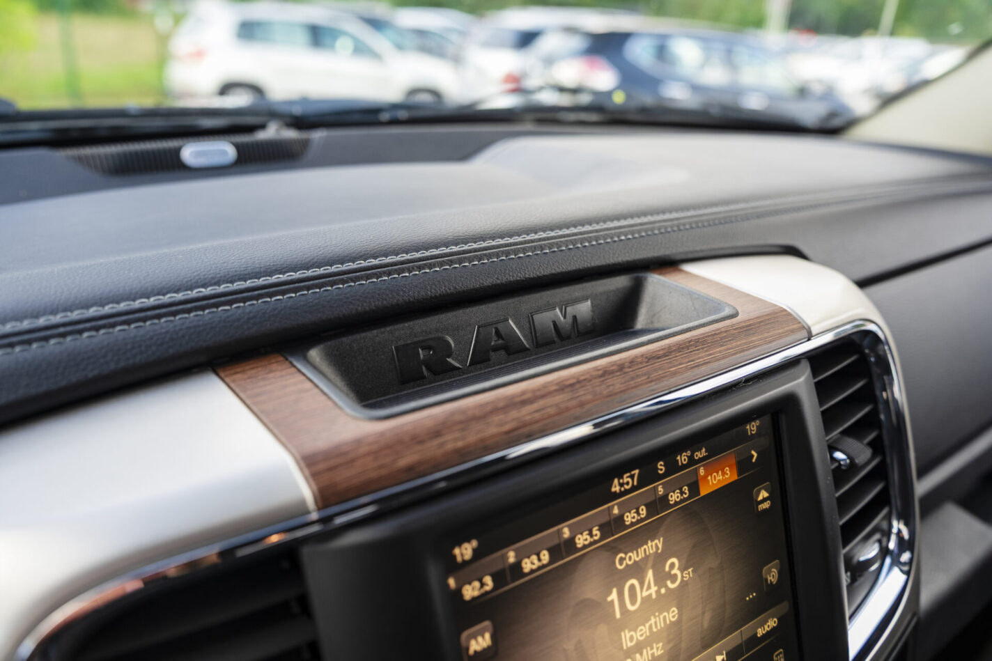 DODGE RAM 1500