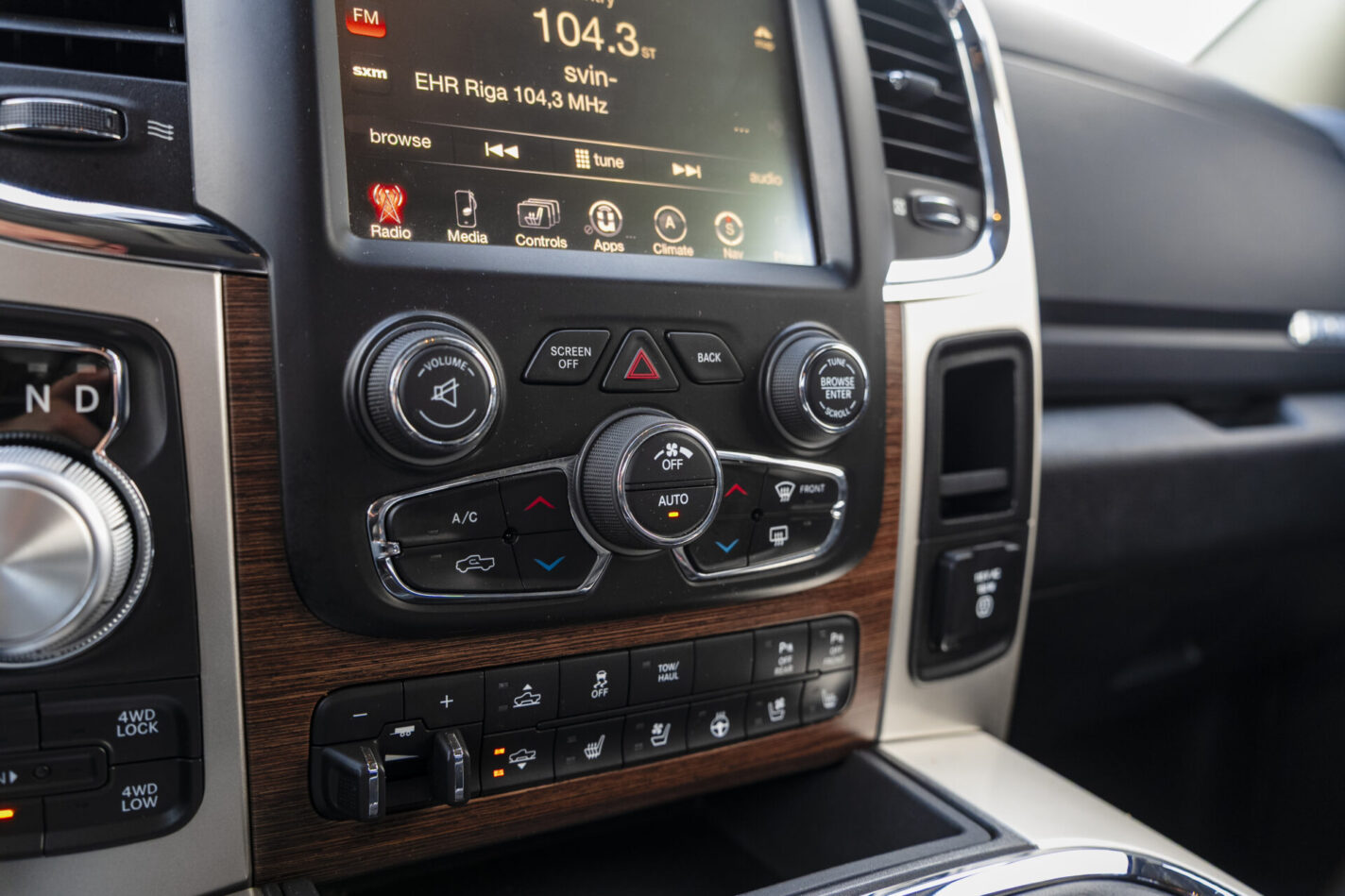 DODGE RAM 1500