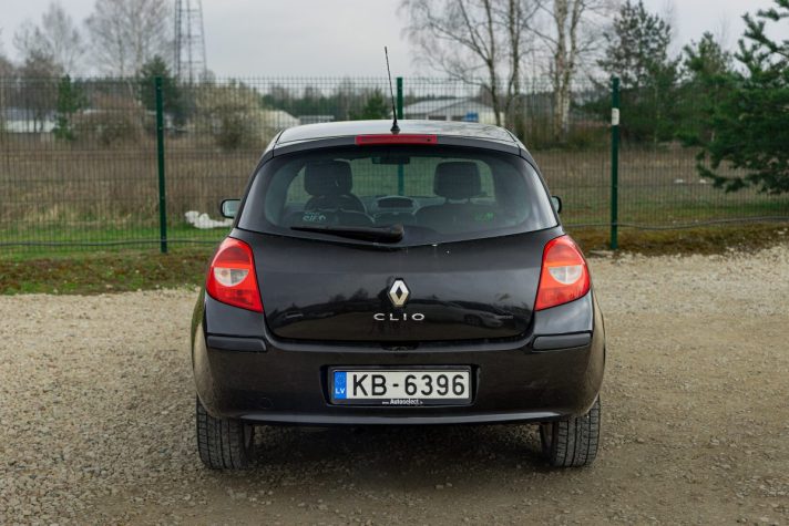 RENAULT CLIO