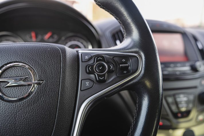 OPEL INSIGNIA SPORTS TOURER SW