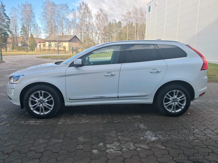 VOLVO XC60 SUMMUM 2.4 D5 AWD