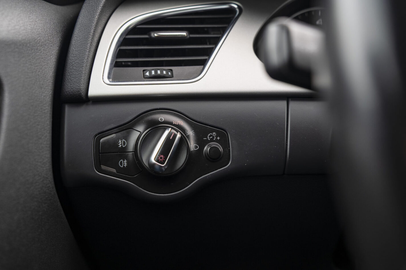 AUDI A4 S-LINE