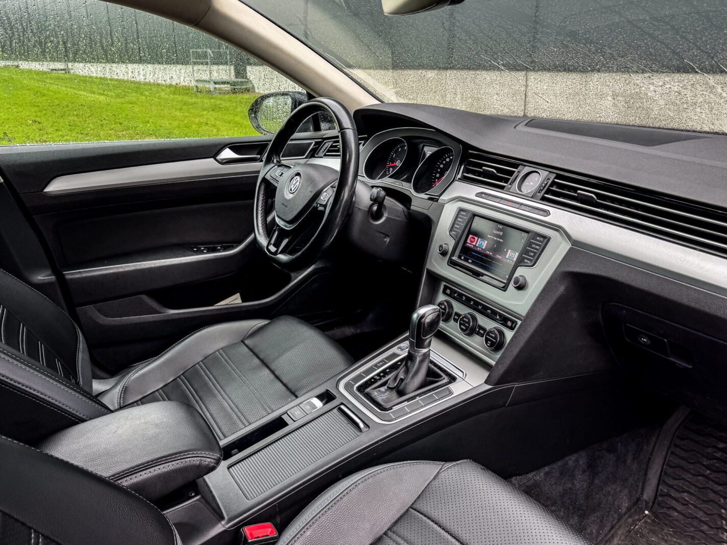 VW PASSAT