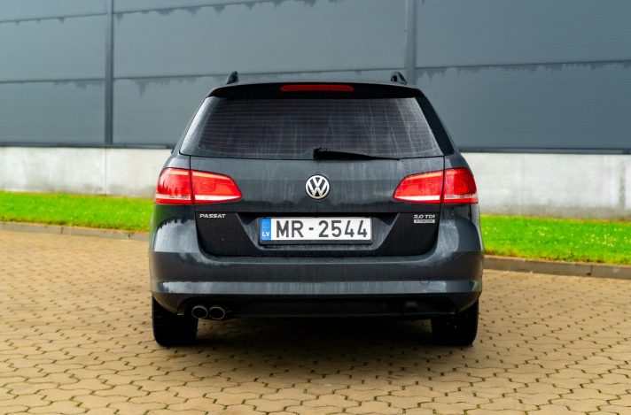 VW PASSAT