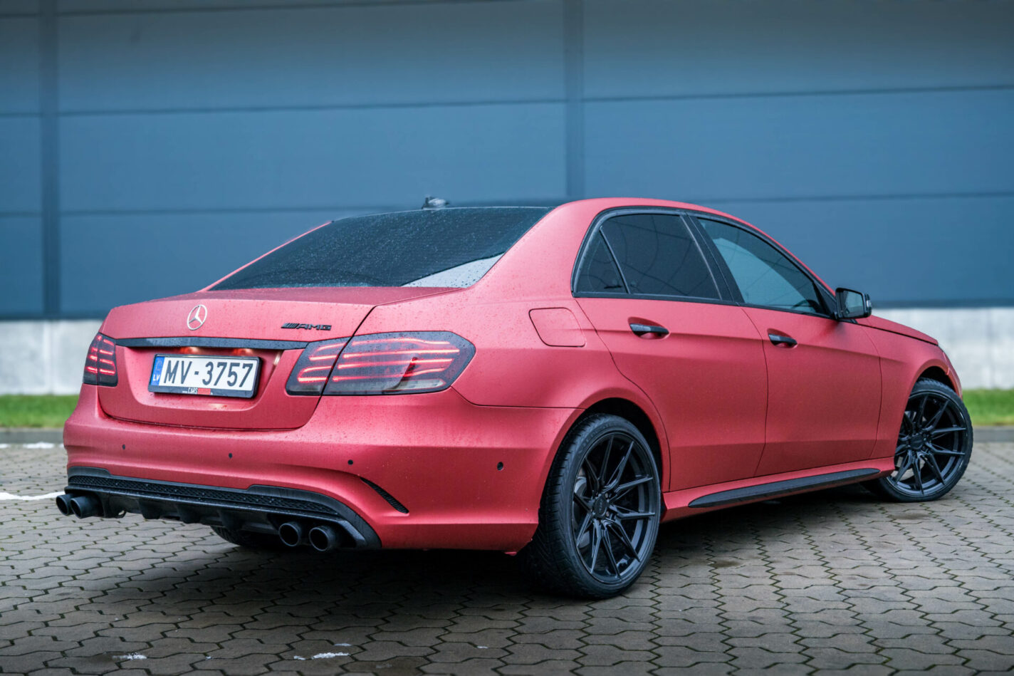 MERCEDES BENZ E200 CDI