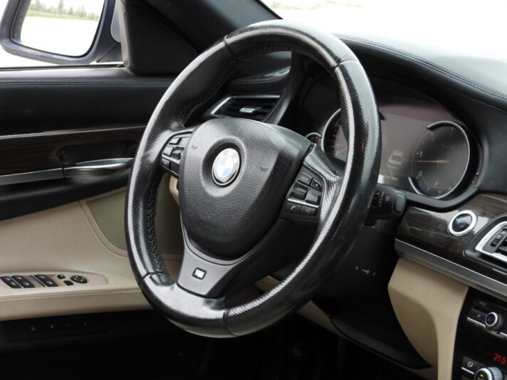 BMW 730 M-Pack