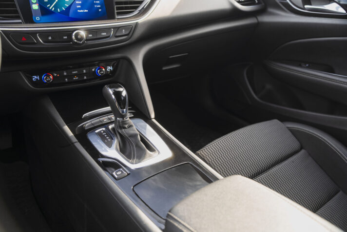 OPEL INSIGNIA SPORTS TOURER 4X4