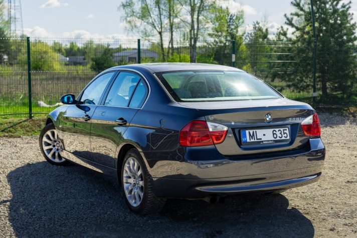 BMW 325