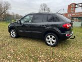 RENAULT KOLEEOS AR MAZU ORIGINALU PIERADAMU NOBRAUKUMU