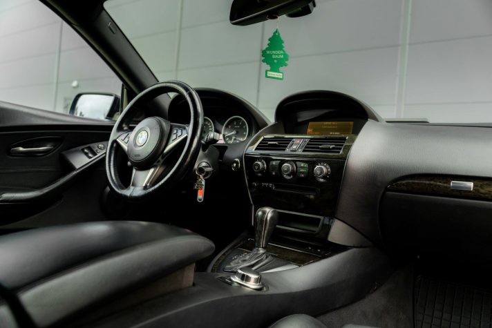 BMW 650