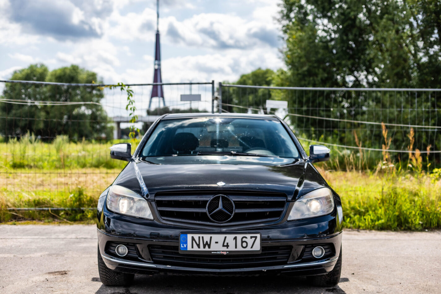 MERCEDES BENZ C220