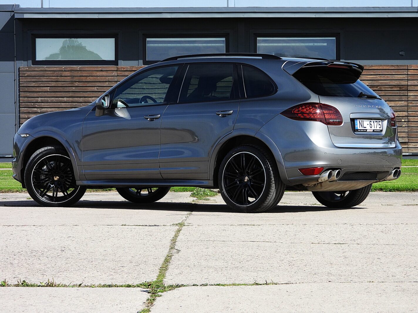 PORSCHE CAYENNE S DIESEL