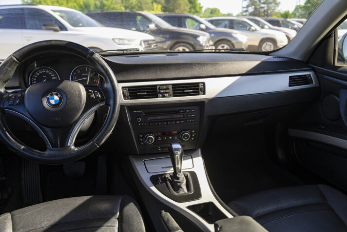 BMW 330 XDRIVE
