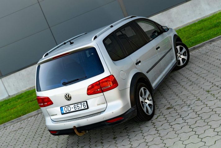 VW TOURAN