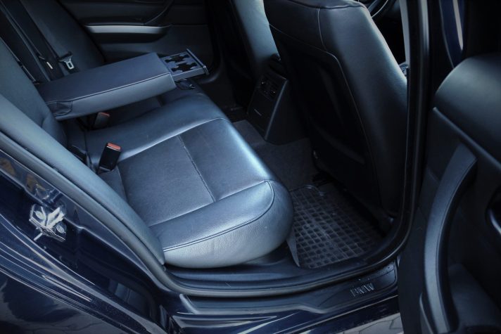 BMW 320 120KW. AUTOMĀTS