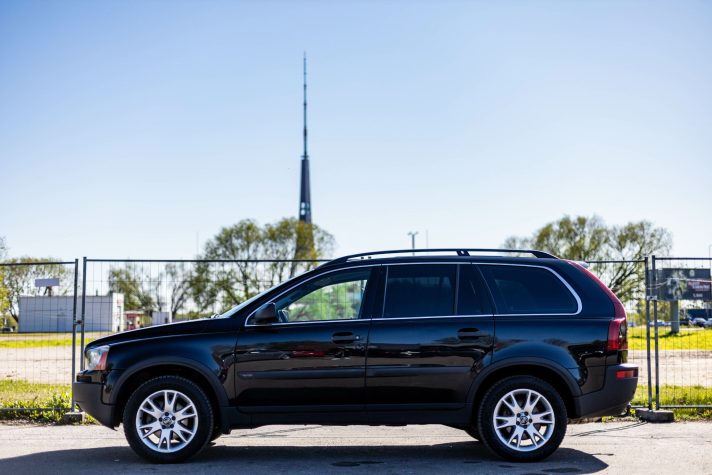 VOLVO XC90