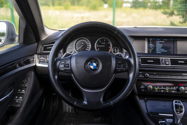 BMW 525