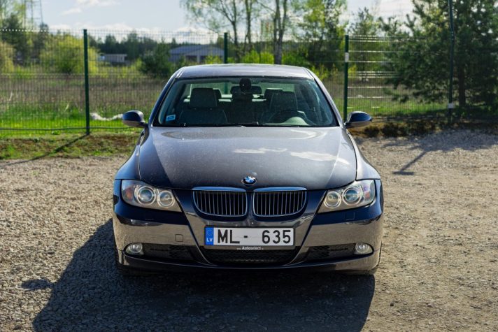 BMW 325