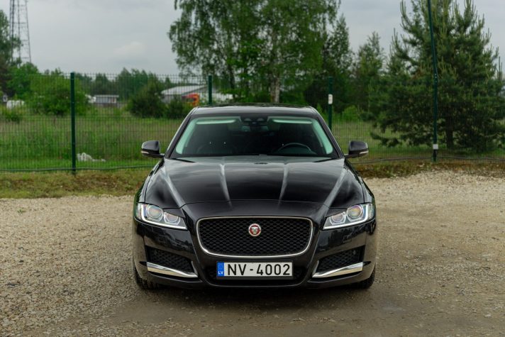 JAGUAR XF