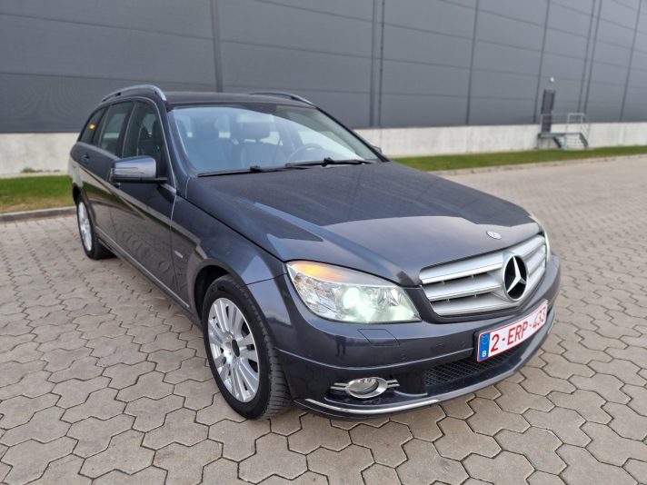 Tīko ievest no Beļģijas Mercedes C 200 Automātiskā ātrumkārba.