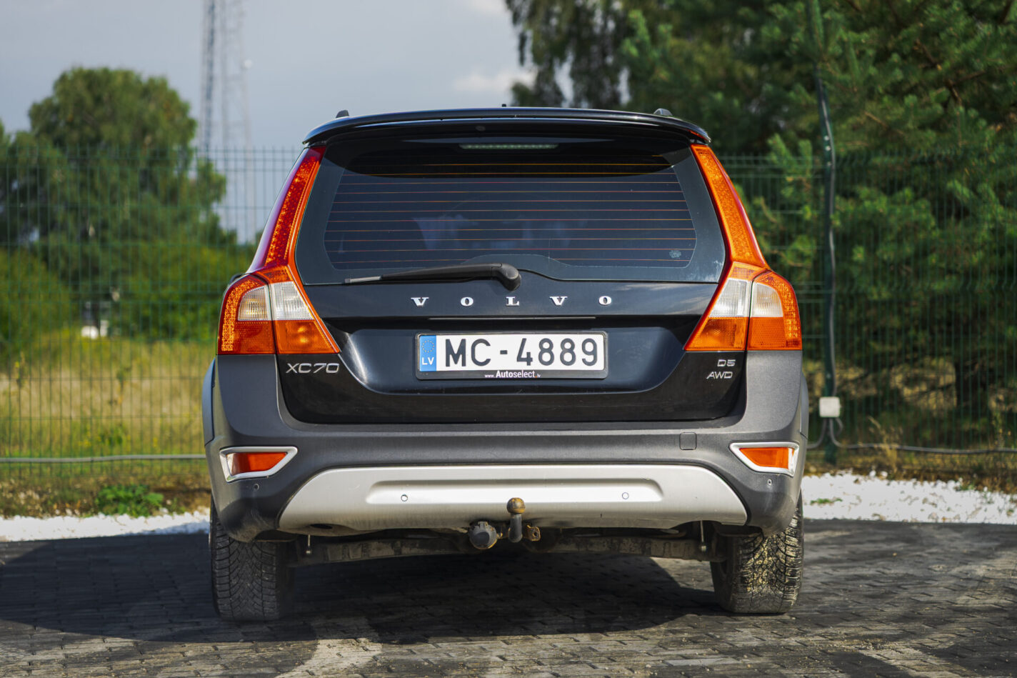 VOLVO XC70