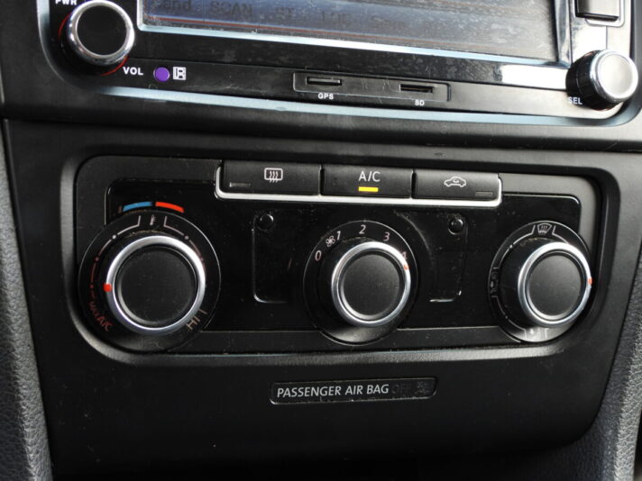 GOLF 6